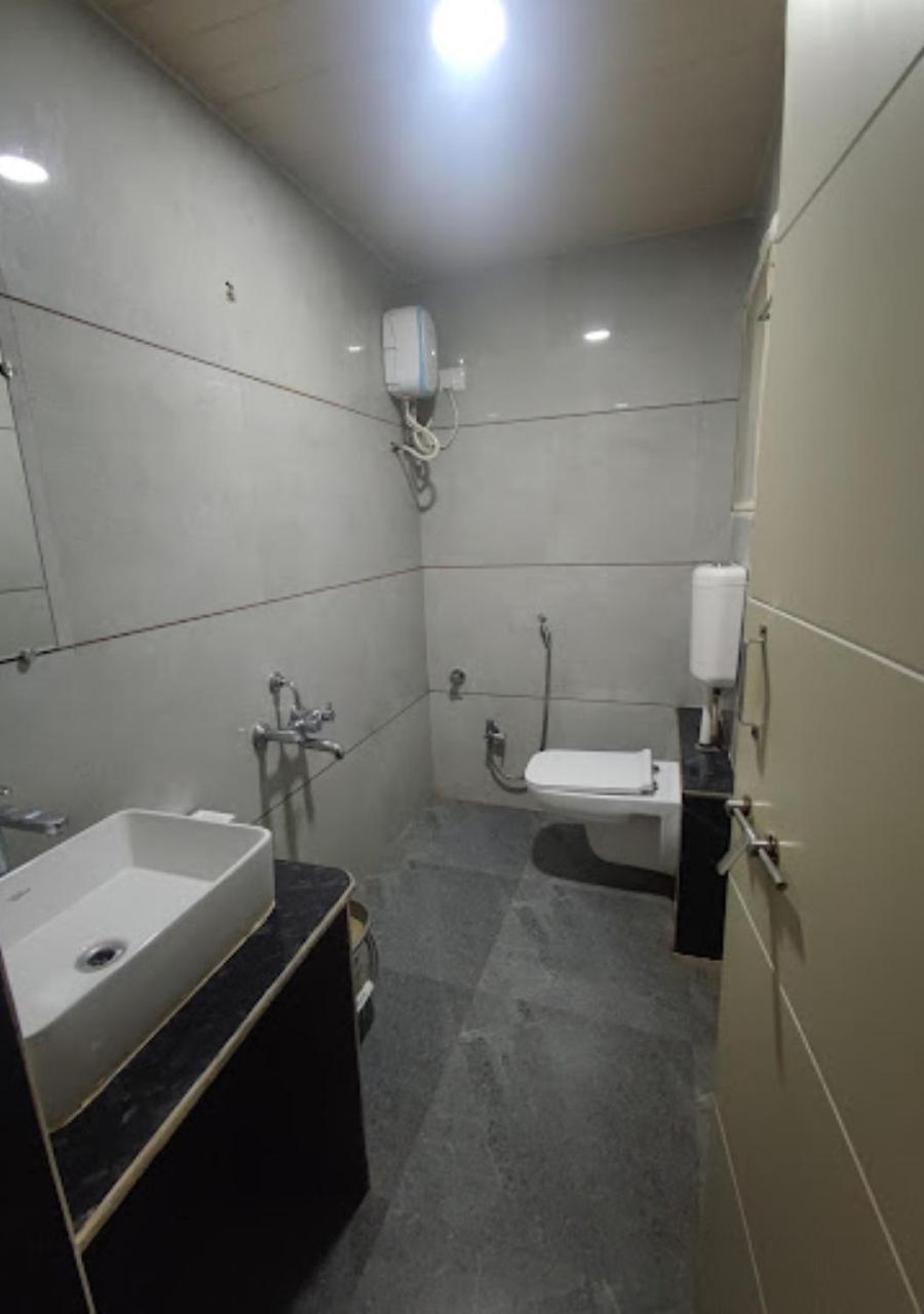Sea King Beach Resort Ganpatipule Exterior photo