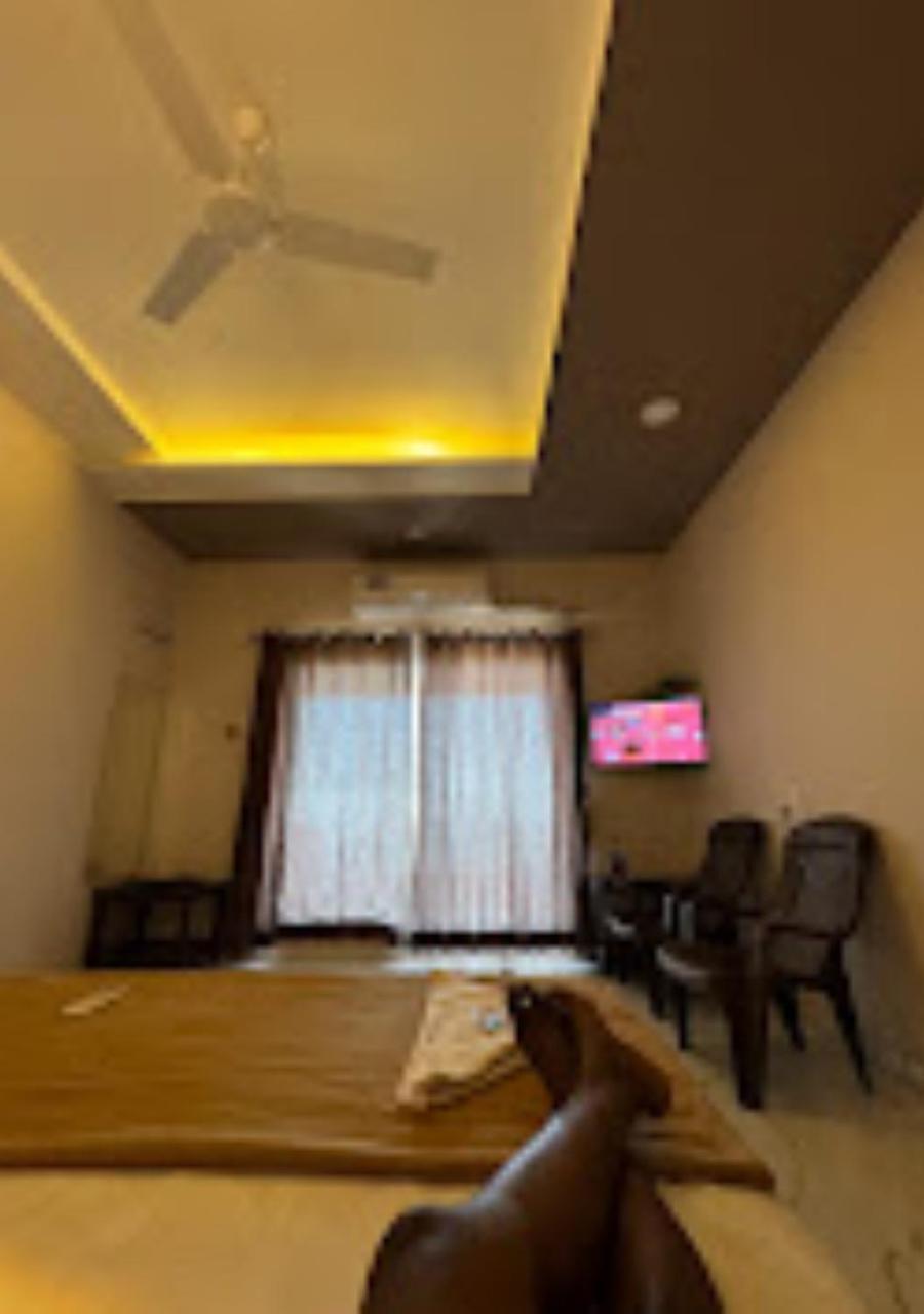Sea King Beach Resort Ganpatipule Exterior photo