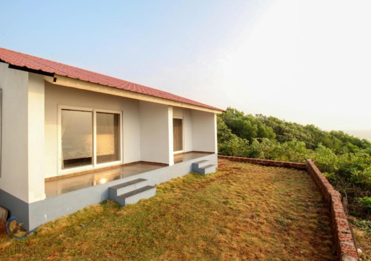 Sea King Beach Resort Ganpatipule Exterior photo