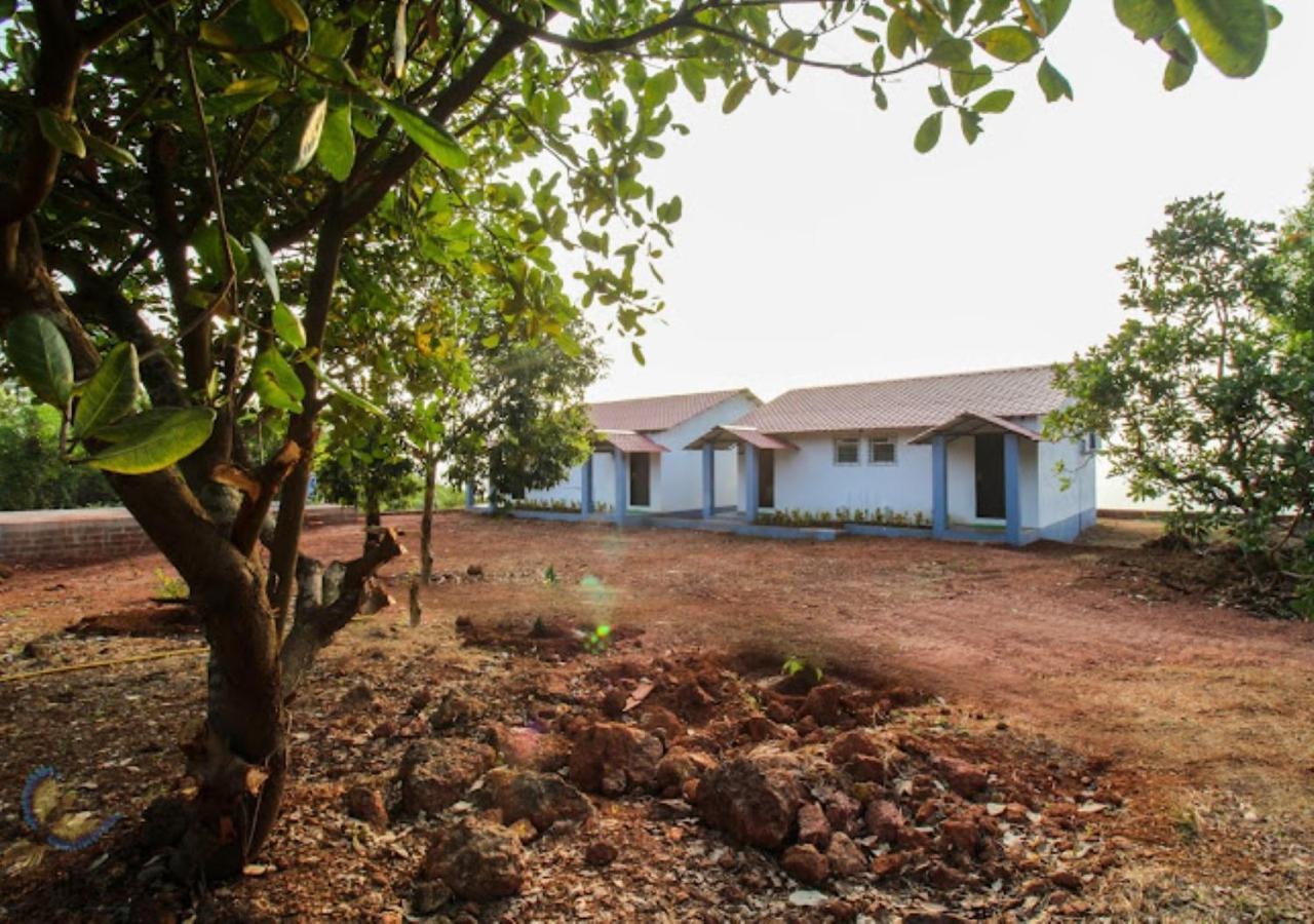 Sea King Beach Resort Ganpatipule Exterior photo