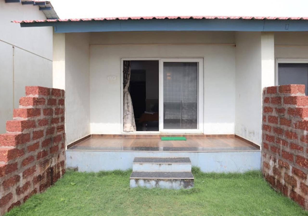 Sea King Beach Resort Ganpatipule Exterior photo